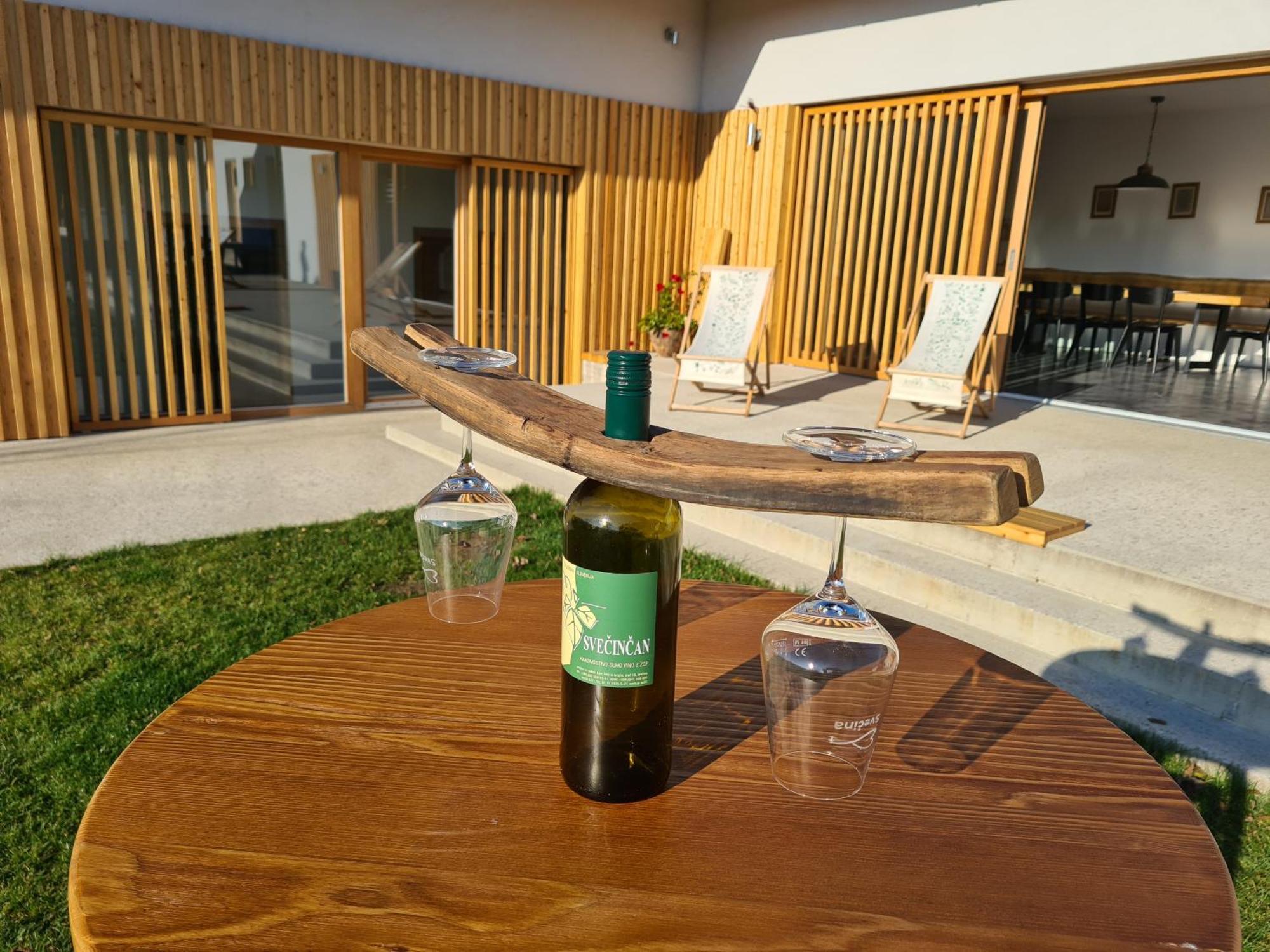 Hisa Sonca Toti Breg Guest House Svecina Exterior photo